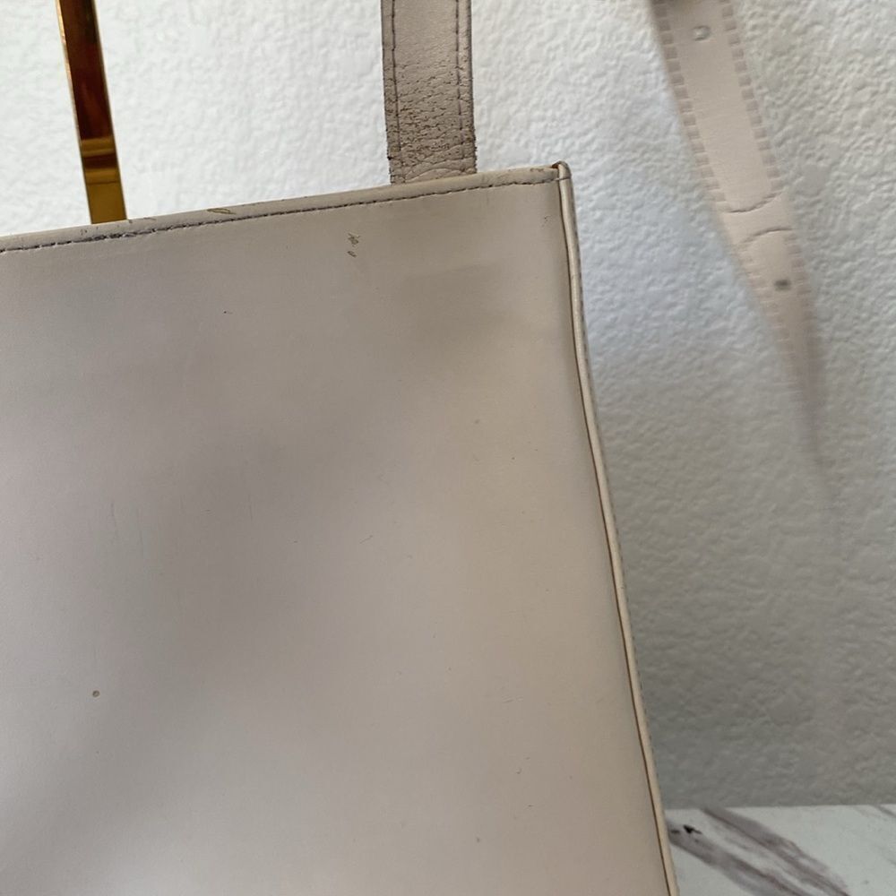 Vintage White Tan Longchamp Bag - Picture 6 of 13